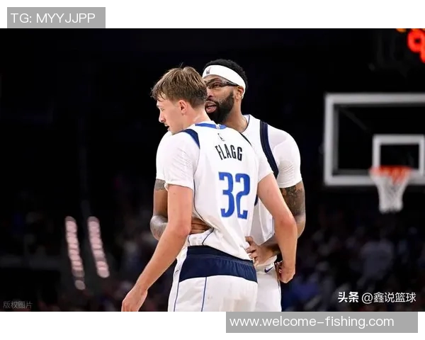 德怀特鲍威尔盛赞弗拉格新秀赛表现称其未来无限可能